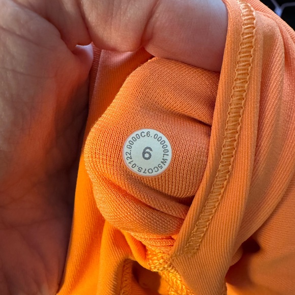 Women’s Lululemon Orange Leggings - Picture 4 of 9